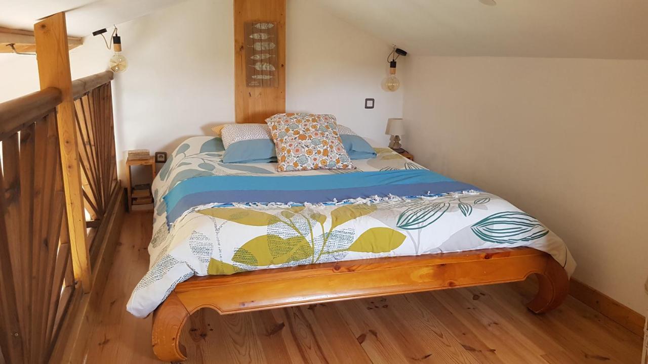 Spa Cabanon De Charme - Le Garagai Meyreuil Esterno foto