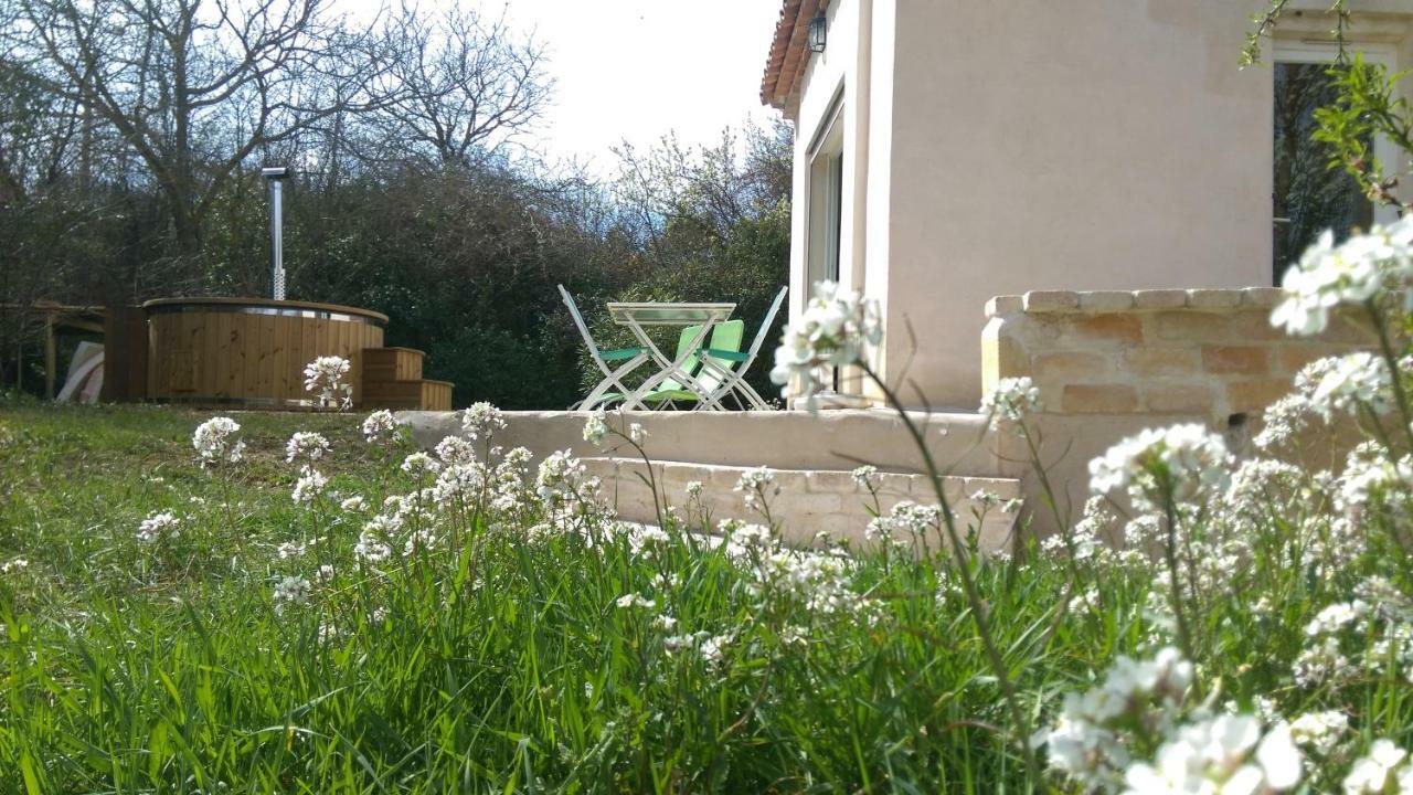 Spa Cabanon De Charme - Le Garagai Meyreuil Esterno foto