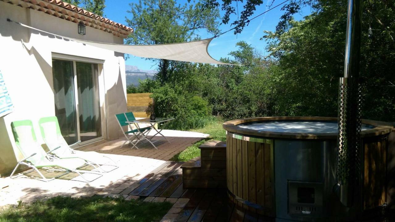 Spa Cabanon De Charme - Le Garagai Meyreuil Esterno foto