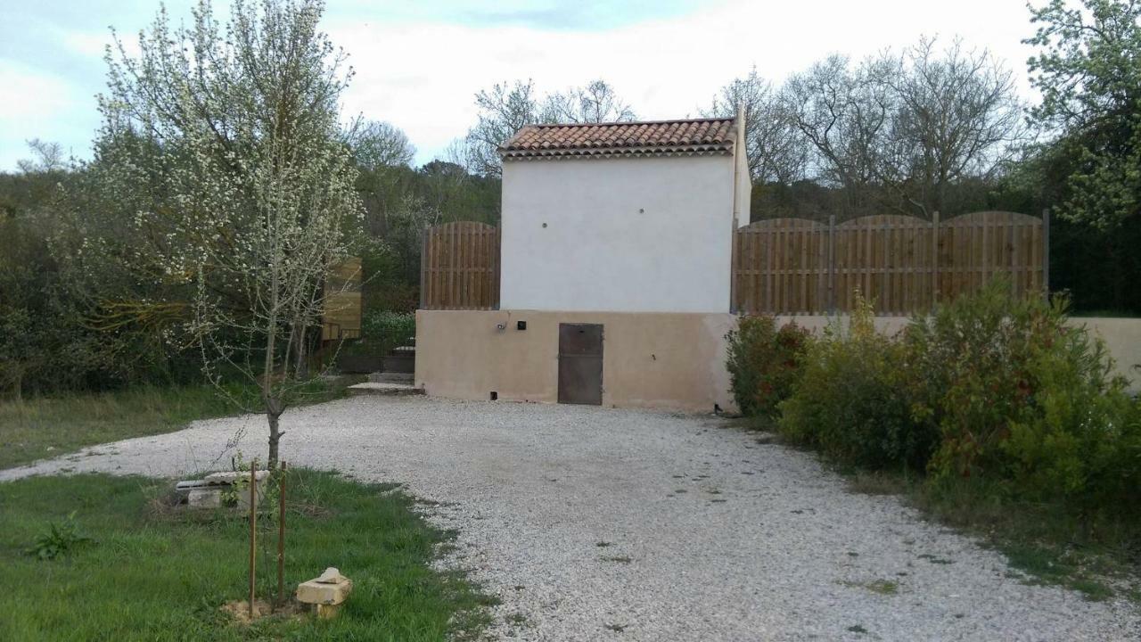 Spa Cabanon De Charme - Le Garagai Meyreuil Esterno foto